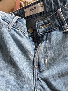 Hollister Light Blue Relaxed Baggy Jeans